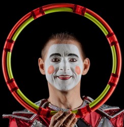 ウラディミール・ツァルコフ(パントマイム/ジャグリング)