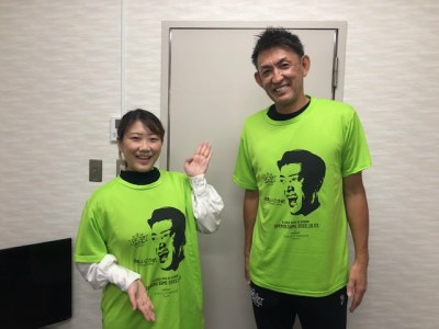 「佐古Tシャツ」を着た折茂さん！