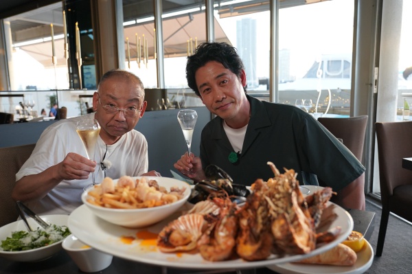 ディナー中のYOYO’S